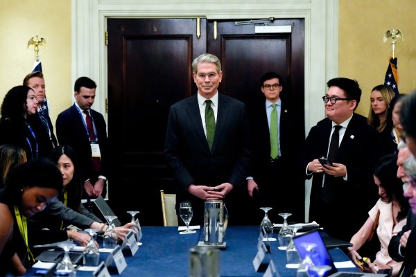 <p>Secretario del Tesoro de EEUU aclara que Casa Blanca no está considerando rebaja unilateral de aranceles a China, tras trascendidos del WSJ</p>