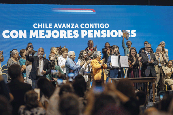 <p>La ley de reforma de pensiones fue publicada en marzo. Foto: Presidencia</p>