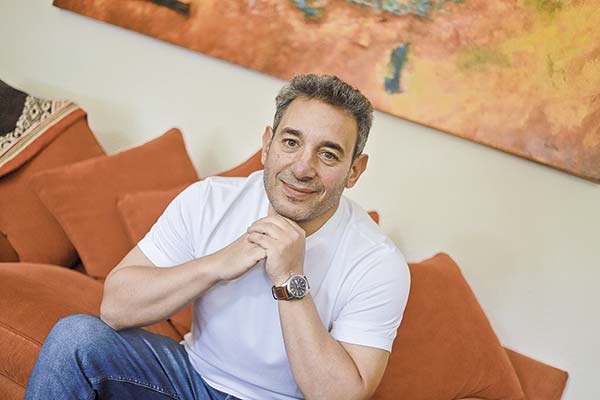 <p>Roberto Camhi, emprendedor e inversionista ángel. Foto: Pablina Salinas </p>