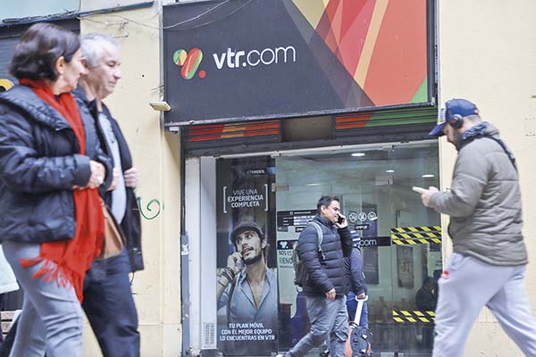 VTR llega a acuerdo con el Sernac y pagará compensaciones por cortes en agosto de 2024