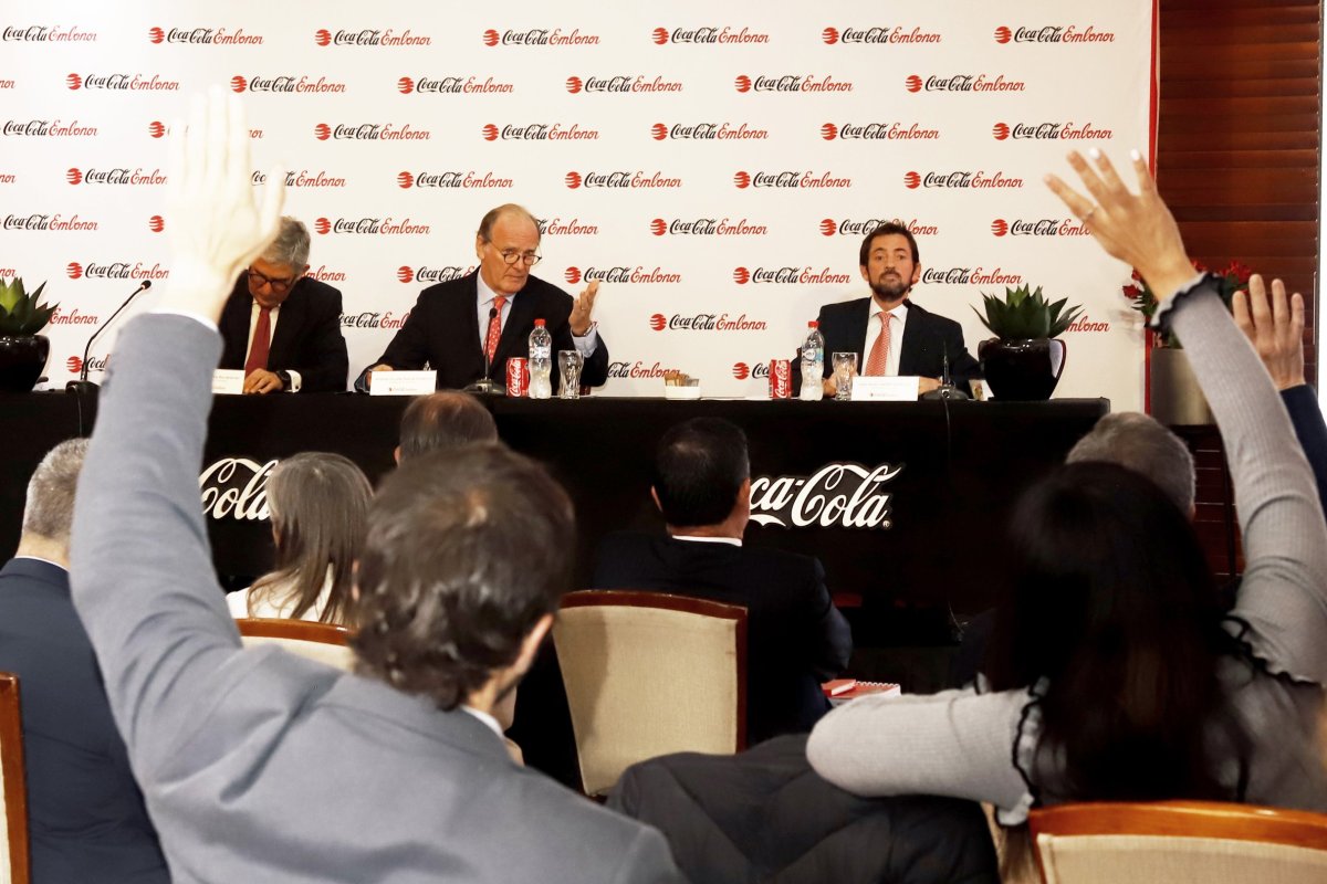 <p>Andrés Vicuña de Embonor advierte por estancamiento del país: “Si no hay crecimiento, baja el consumo. Esa ecuación es fácil”</p>