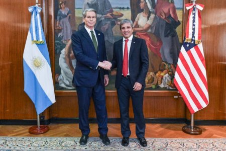Caputo volverá a reunirse este viernes con Bessent: ¿cuáles son los pendientes y la "pole position" de Argentina con Estados Unidos?