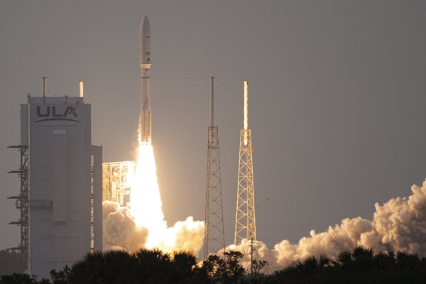 Kuiper, el rival de Starlink de Amazon, lanza sus primeros satélites