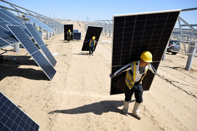 <p>China refuerza su influencia en América Latina con boom de exportaciones de tecnologías limpias</p>