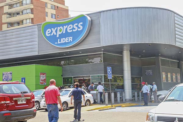 Inmobiliaria de Felipe Ibáñez activa proyecto en Vitacura y mantiene en suspenso obras en Las Condes