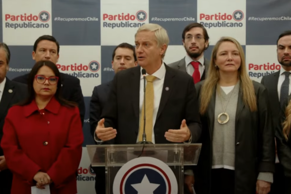 <p>Indemnización a todo evento y contratos por hora: Kast presenta sus propuestas en materia laboral</p>