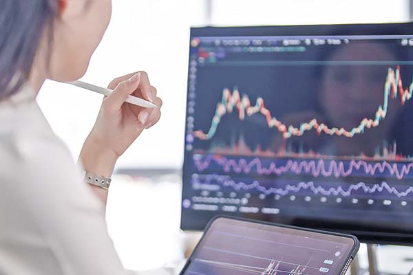 Guerra comercial: las grandes gestoras de inversión que aprovecharon la incertidumbre de los mercados