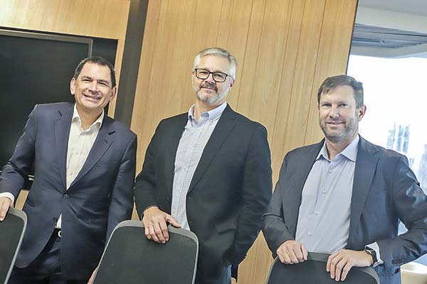 Líderes de minería de PwC advierten difícil momento del sector, aunque el cobre es el metal más seguro