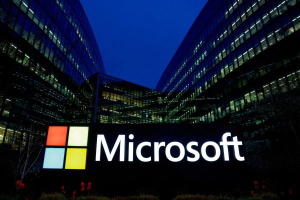 <p>Microsoft gana la primera batalla de resultados de las grandes tecnológicas desde los aranceles de Donald Trump</p>