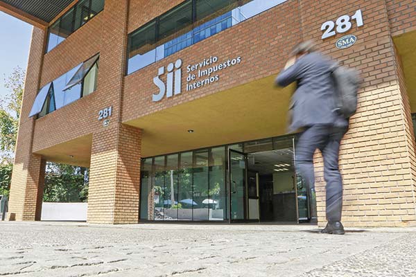 <p>SII posterga hasta 1 de octubre entrada en vigencia de obligación para que contribuyentes tengan inicio de actividades</p>