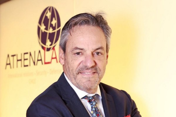 El segundo tiempo del banco escocés de Nicolás Ibáñez