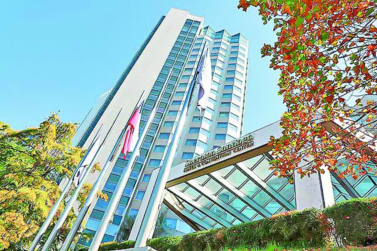 <p>Dueños del Sheraton Santiago vuelven a modificar millonario proyecto en terrenos del tradicional hotel</p>
