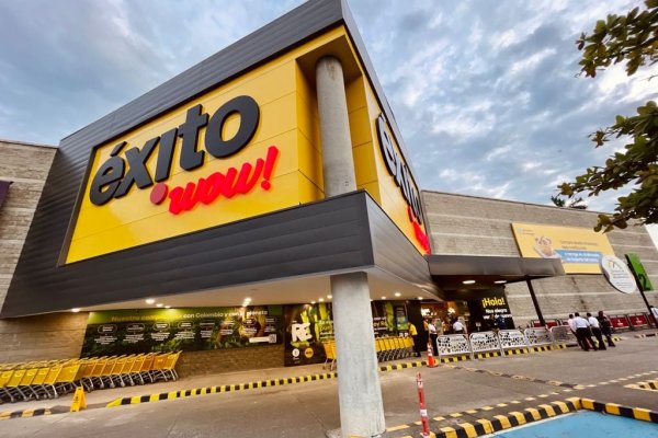 <p>Family office de los hijos del presidente Piñera entra al Top 5 de los principales accionistas del mayor operador de retail de Colombia</p>