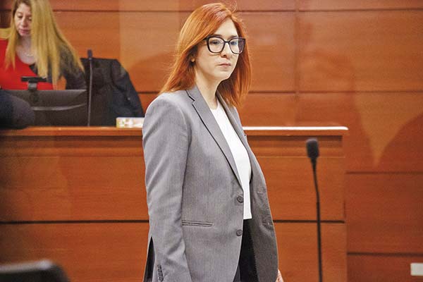Decretan arresto domiciliario total para desaforada diputada Catalina Pérez por fraude al Fisco