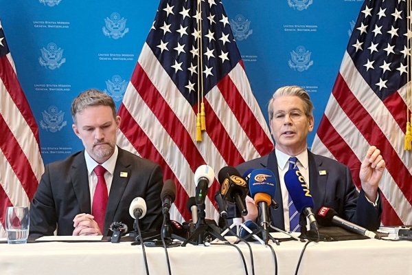 <p>El secretario del Tesoro de EEUU, Scott Bessent, junto al representante de Comercio de EEUU, Jamieson Greer. (Foto: Reuters)</p>