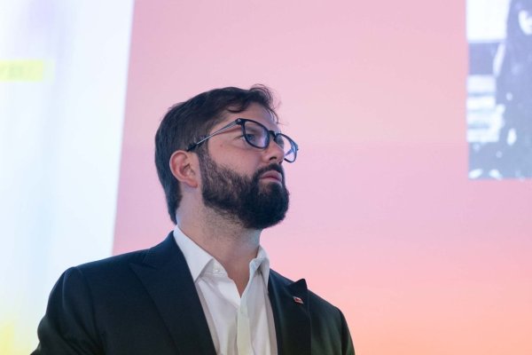 <p>Cadem: desaprobación a gestión de Boric sube a 70% y se ubica entre las notas negativas más altas de su gobierno</p>