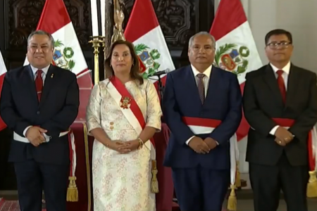 Remezón político: Perú cambia tres ministros, entre ellos al de Economía con solo tres meses en el cargo