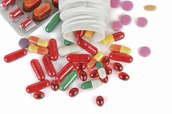 Precio de medicamentos en Chile podría verse afectado por las presiones de Trump a las farmacéuticas en EEUU