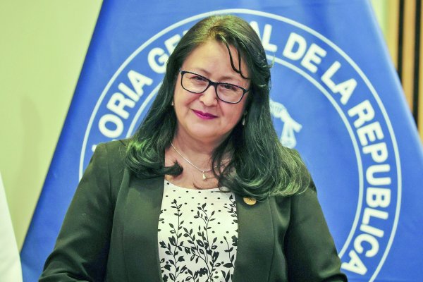 Viajes con licencias médicas: Contraloría inicia sumario en Superintendencia de Seguridad Social, Fonasa y Compin