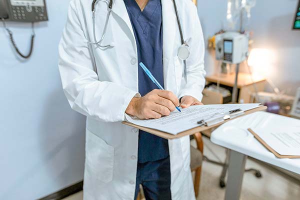 <p>Licencias médicas: las recomendaciones de Cajas de Chile para mejorar el sistema</p>