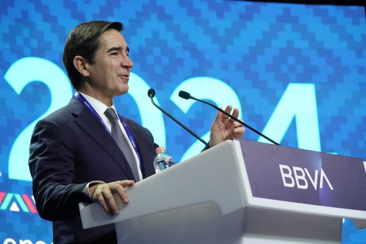 <p>¿Efecto Nubank o guerra comercial? BBVA anuncia la mayor inversión del sexenio de Claudia Sheinbaum</p>