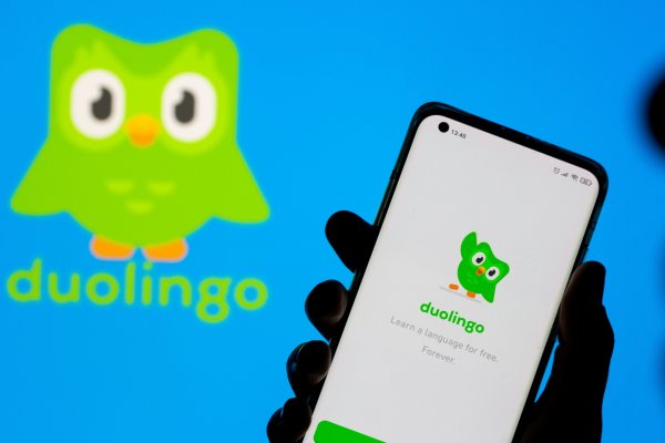 <p>Duolingo usará IA para expandirse más allá de la enseñanza de idiomas, a medida que nueva tecnología desafía a plataformas de educación</p>