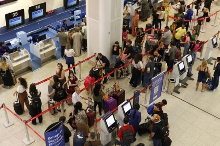 Flujo de turistas internacionales a Brasil aumentó 51% entre enero y abril de 2025