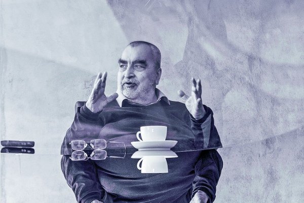 Los mundos opuestos de Enrique Correa: Hablan los autores de su biografía no autorizada
