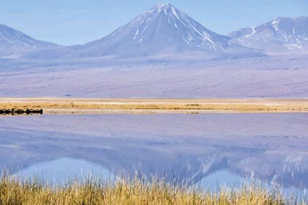 Kuska: minera canadiense y comunidad quechua concretan inédita empresa conjunta para explotar litio en Ollagüe