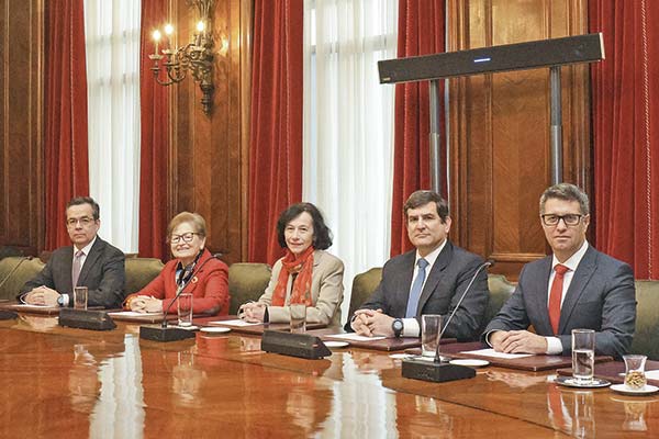 Tras IPC de mayo, revivieron voces partidarias de una baja de tasas este mes
