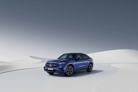 DIMO se asocia con Grupo Kaufmann para impulsar el futuro de los autos conectados en América Latina