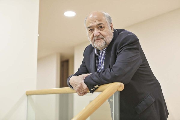 El rol de César Barros en el equipo senior de asesores de Evelyn Matthei