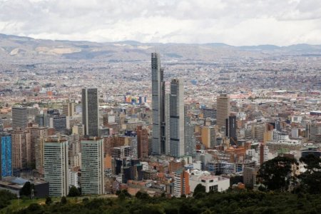 Empresas repliegan inversiones en Colombia: ¿estrategia o señal de incertidumbre?