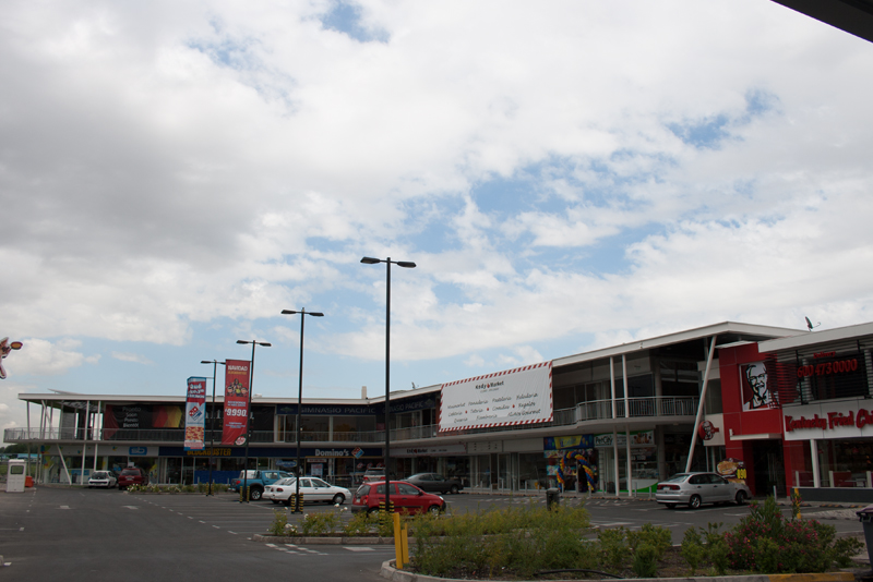 <p>Centro comercial de Peñalolén en picada por remodelación de Av. Tobalaba: forma de ejecución le limita "las utilidades habituales"</p>
