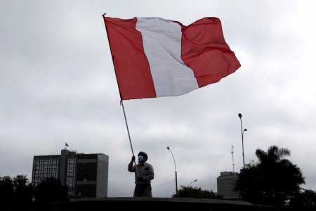 Gobierno de Perú evalúa traslado de presos extranjeros a cárceles de El Salvador