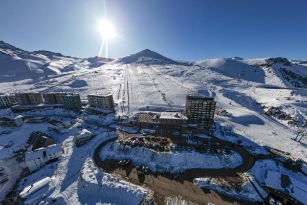 El Colorado y Farellones adelantan el inicio de la temporada tras nuevas nevadas