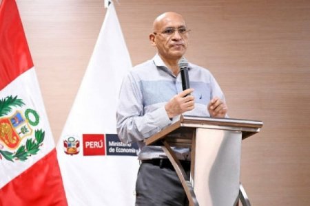 Exministro Waldo Mendoza asegura que "la política fiscal en Perú está en su peor momento en más de 35 años"