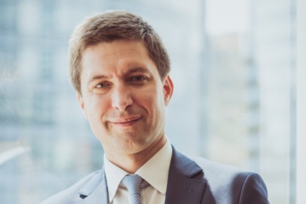 <p>A/C/R Legal ficha a exBoffil Mir, Tomás Pérez, para potenciar práctica de resolución de conflictos y de libre competencia</p>