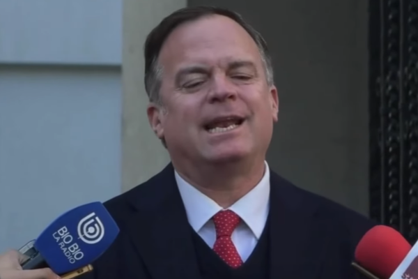 <p>Ahora en DF | Las declaraciones del senador Matías Walker por dichos del Presidente Boric sobre EEUU</p>