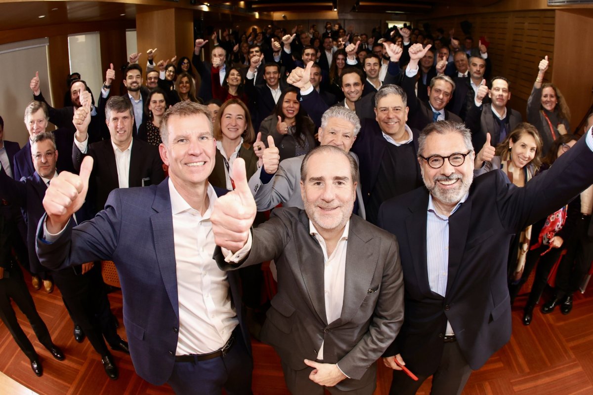 <p>Así fue la bienvenida a Andrés Trautmann como nuevo gerente general y country head de Santander Chile</p>