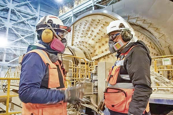 <p>Europea Ferrovial enajena su filial chilena de servicios a fondo de inversión ligado a Oliver Flögel</p>