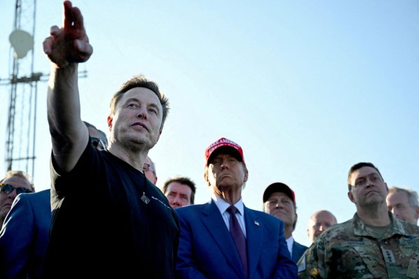 A Tesla le llueve sobre mojado: acciones sufren nuevo desplome luego que Musk anuncia su propio partido político