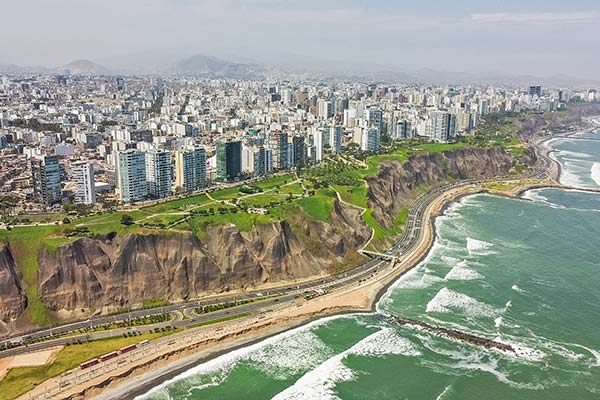 <p>Frontal Trust redobla apuesta inmobiliaria en Perú: sumará hasta cinco proyectos residenciales en 2025</p>