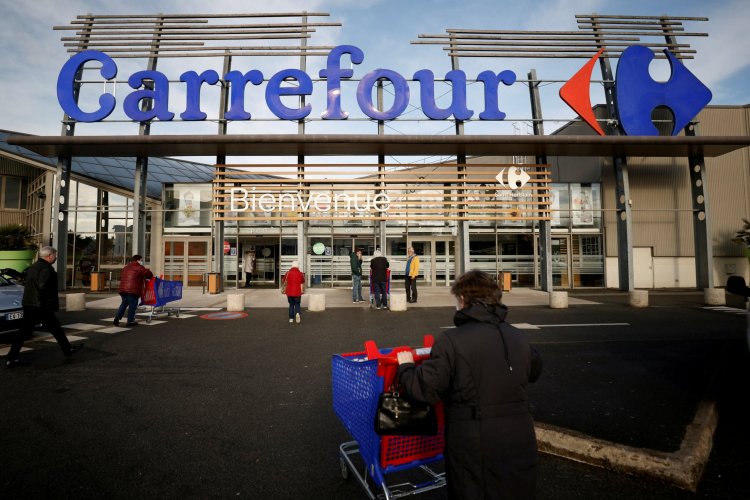 <p>Carrefour Argentina se vende: ya hay interesados y no solo son supermercados</p>