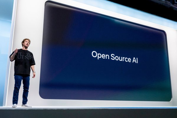 Meta ficha al jefe de modelos de IA de Apple con millonaria oferta