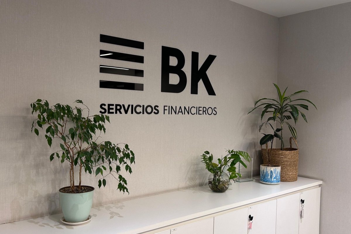 <p>Financiera automotriz BK levanta casi $ 40 mil millones para apuntalar expansión y revitaliza mercado de colocaciones en pesos</p>