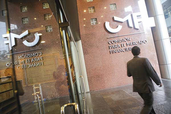 <p>CMF publica ajustes a la normativa sobre requerimientos de capital para la banca</p>