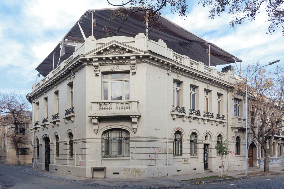 <p>Una compraventa inmobiliaria bajo disputa: la pugna por el emblemático Palacio Concha</p>