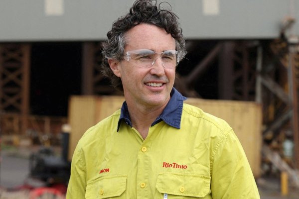 Rio Tinto nombra a Simon Trott, jefe de mineral de hierro, como su nuevo CEO