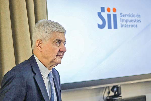 <p>Etcheberry busca cerrar polémica y paga los 9 años de contribuciones pendientes por su vivienda en Laguna Aculeo</p>